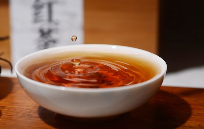 云南古树红茶价格多少钱一斤？古树红茶多少钱一斤合理？(图2)